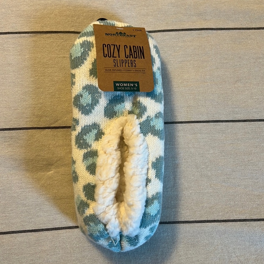 Women’s slippers